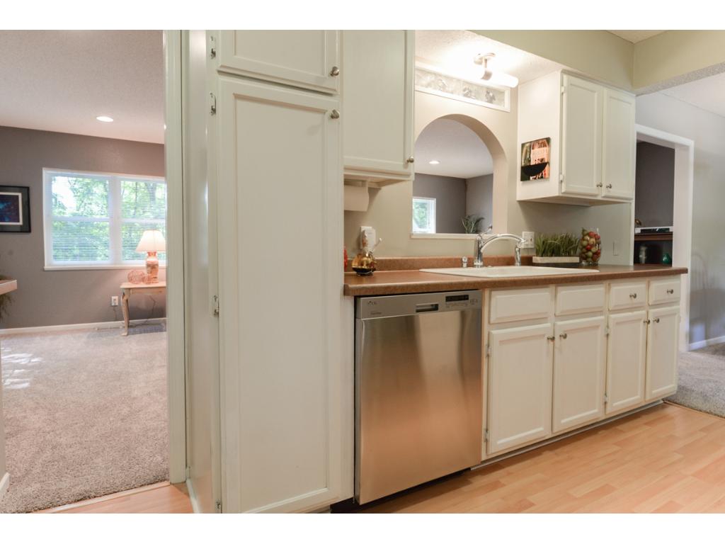 1352 Balsam St E, Eagan, MN 55123 photo 6
