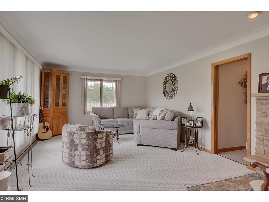 948 Spruce Dr, Saint Cloud, MN 56303 photo 6