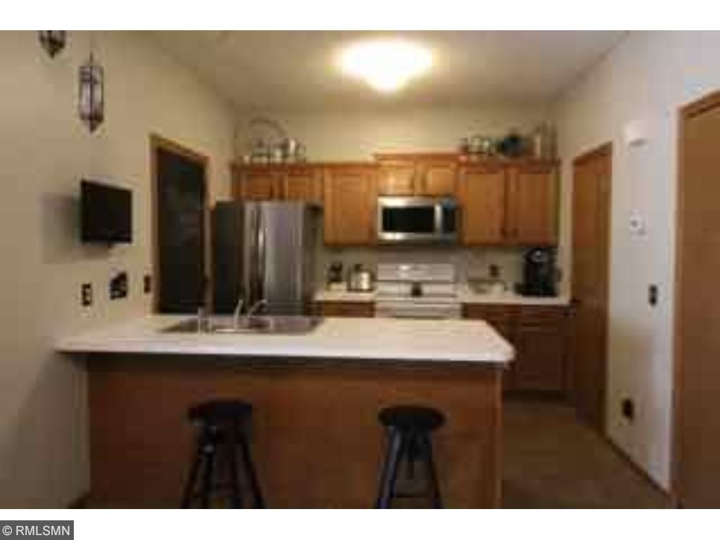 4041 Meadowlark Curv, Eagan, MN 55122 photo 3