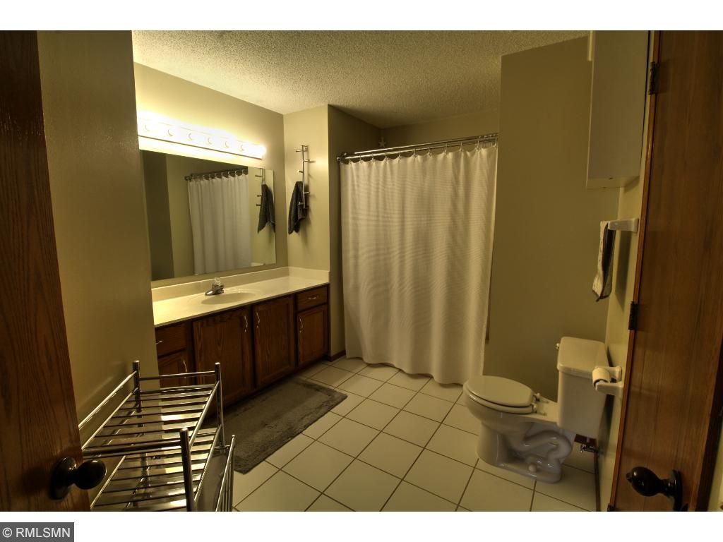 4041 Meadowlark Curv, Eagan, MN 55122 photo 12