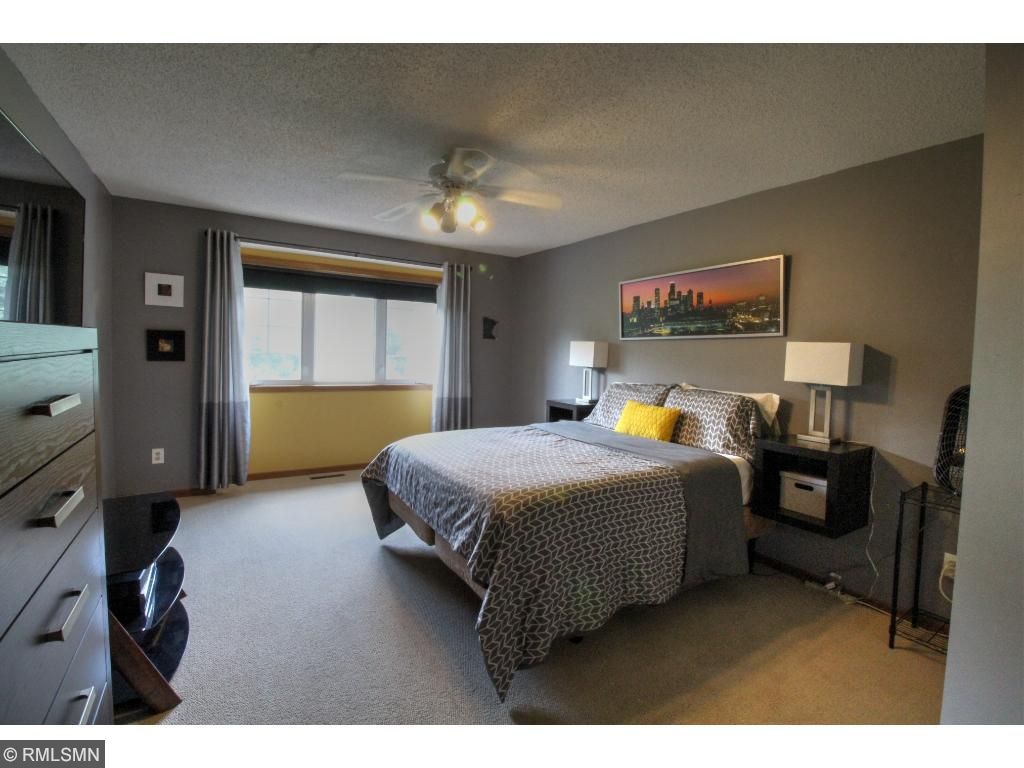 4041 Meadowlark Curv, Eagan, MN 55122 photo 9