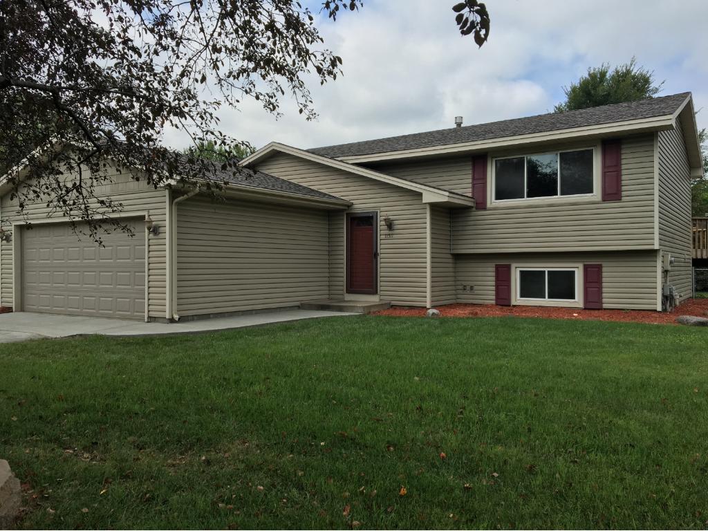 11511 Jersey Ave N, Champlin, MN 55316 photo 1