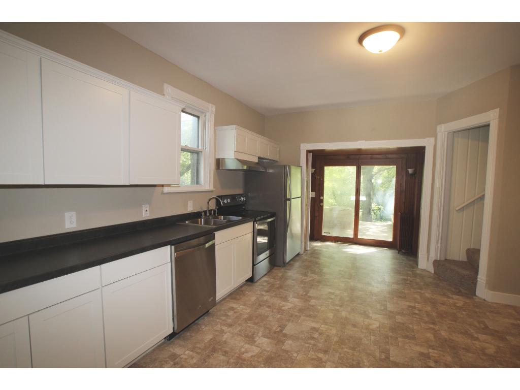 697 N Glencoe Rd, Excelsior, MN 55331 photo 6