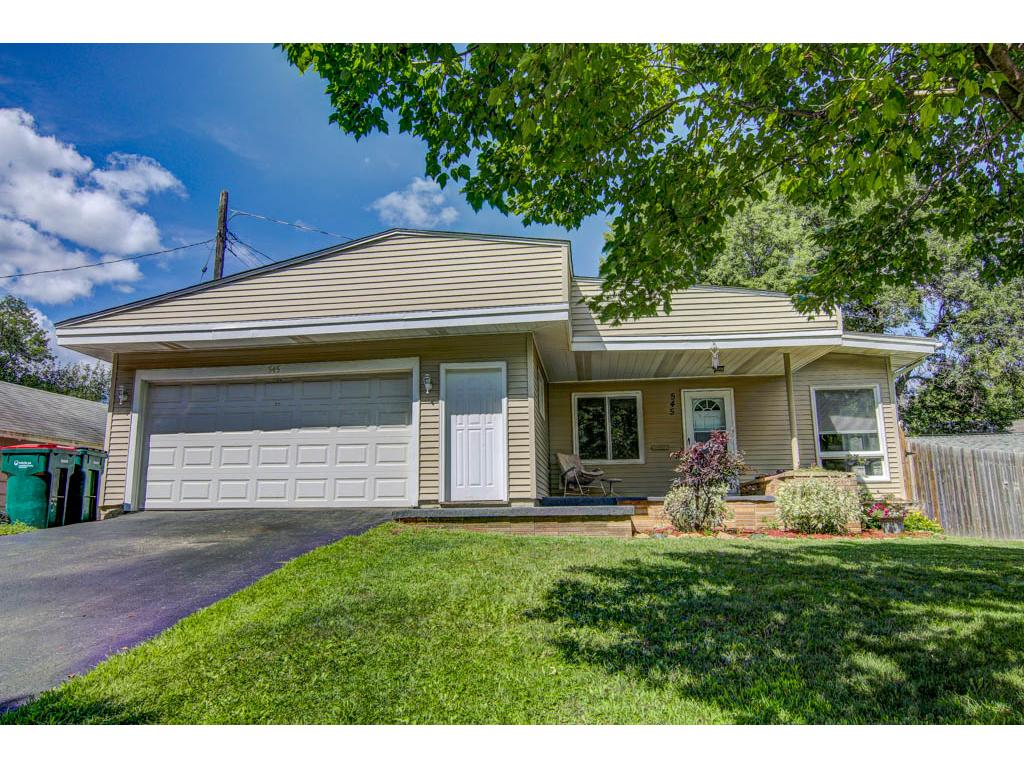 545 E Cedar St, River Falls, WI 54022 photo 1