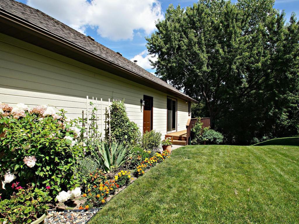 3934 Denmark Ave, Eagan, MN 55123 photo 5