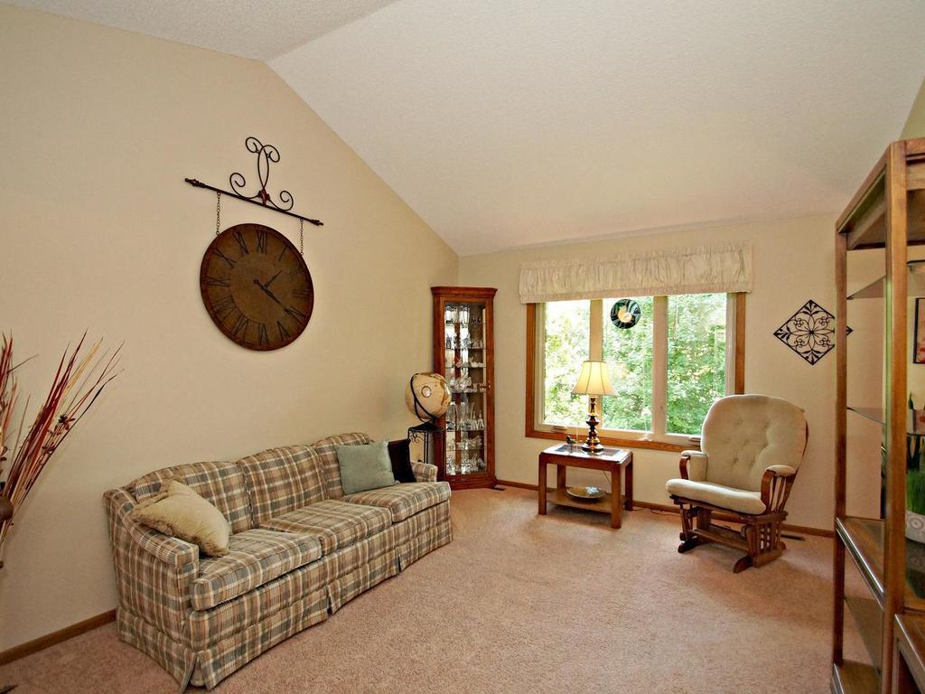 3934 Denmark Ave, Eagan, MN 55123 photo 9