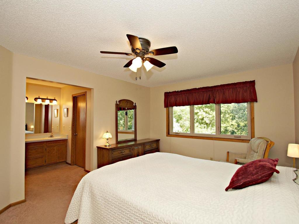 3934 Denmark Ave, Eagan, MN 55123 photo 6