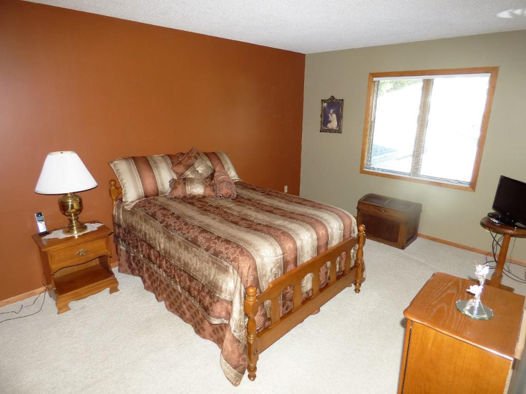 7715 112th Ave N, Champlin, MN 55316 photo 6