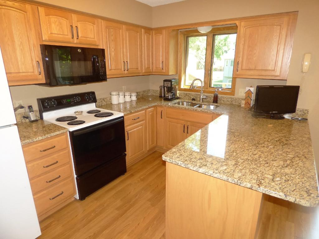 7715 112th Ave N, Champlin, MN 55316 photo 5