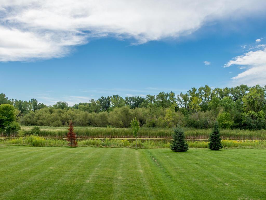 4080 Pipewood Ln, Excelsior, MN 55331 photo 14