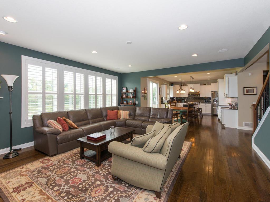 4080 Pipewood Ln, Excelsior, MN 55331 photo 2