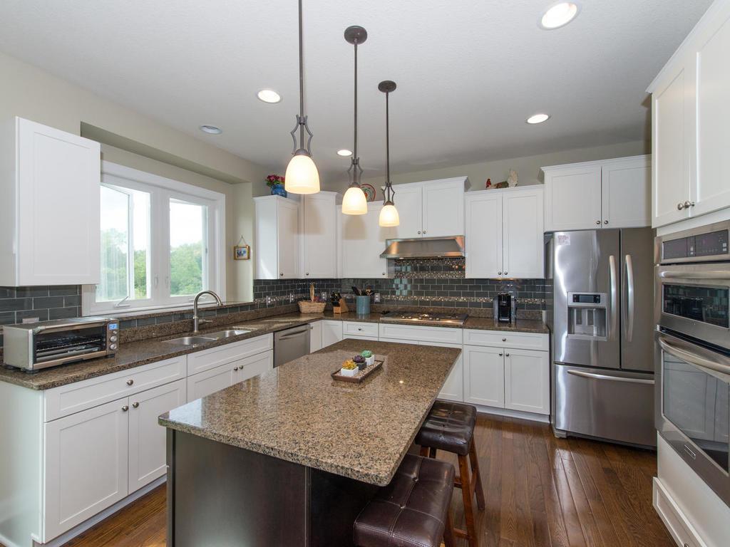 4080 Pipewood Ln, Excelsior, MN 55331 photo 5