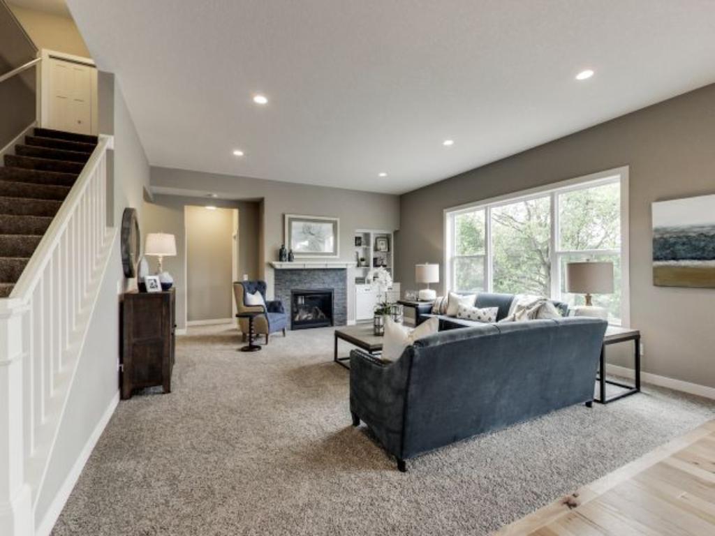 1320 Interlachen Dr, Eagan, MN 55123 photo 7