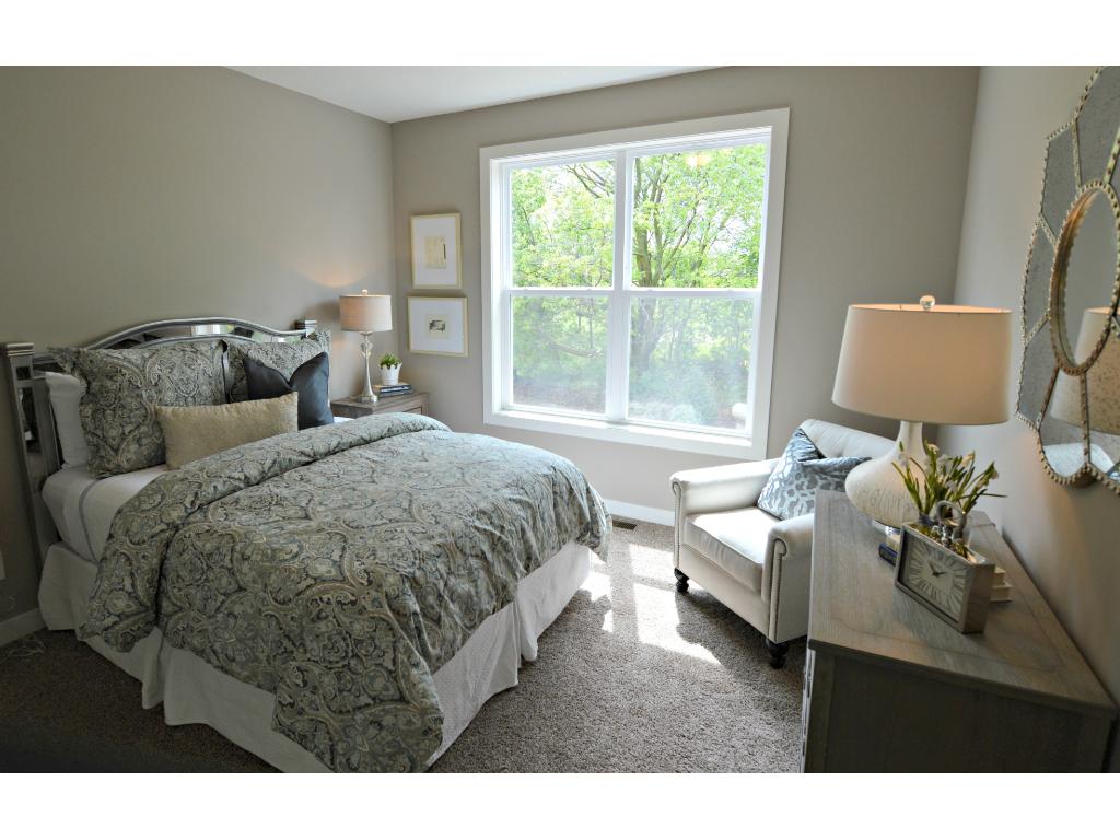 1320 Interlachen Dr, Eagan, MN 55123 photo 13