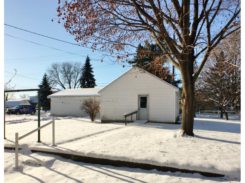 312 2nd St E, Wabasha, MN 55981 photo 3