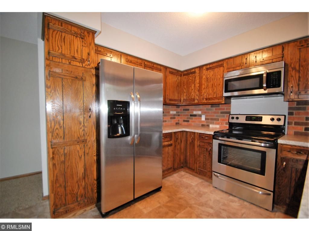 2227 Beech St E, Saint Paul, MN 55119 photo 2