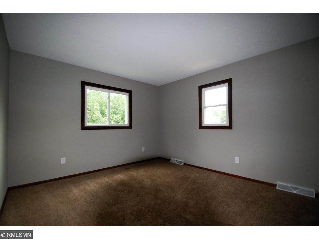 2227 Beech St E, Saint Paul, MN 55119 photo 6