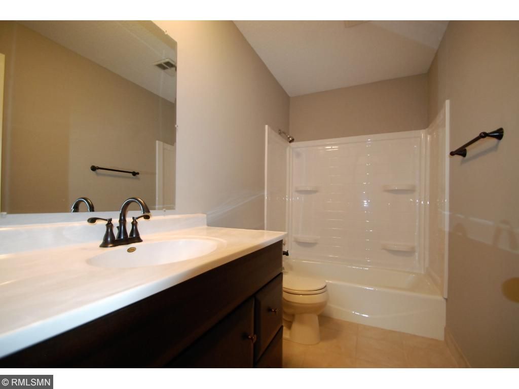 2227 Beech St E, Saint Paul, MN 55119 photo 5
