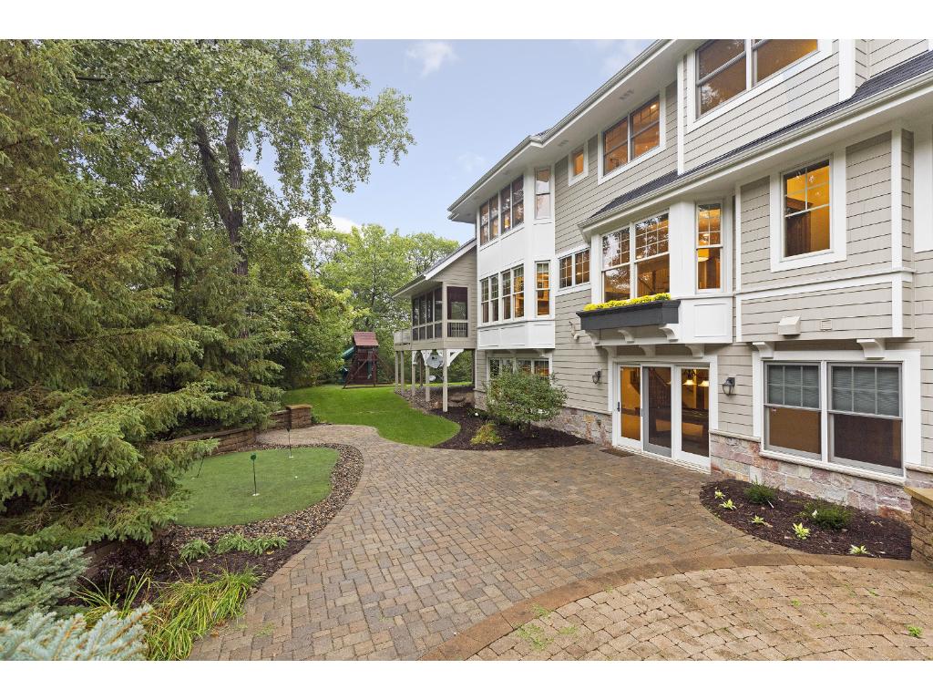 7981 Lea Cir, Bloomington, MN 55438 photo 24