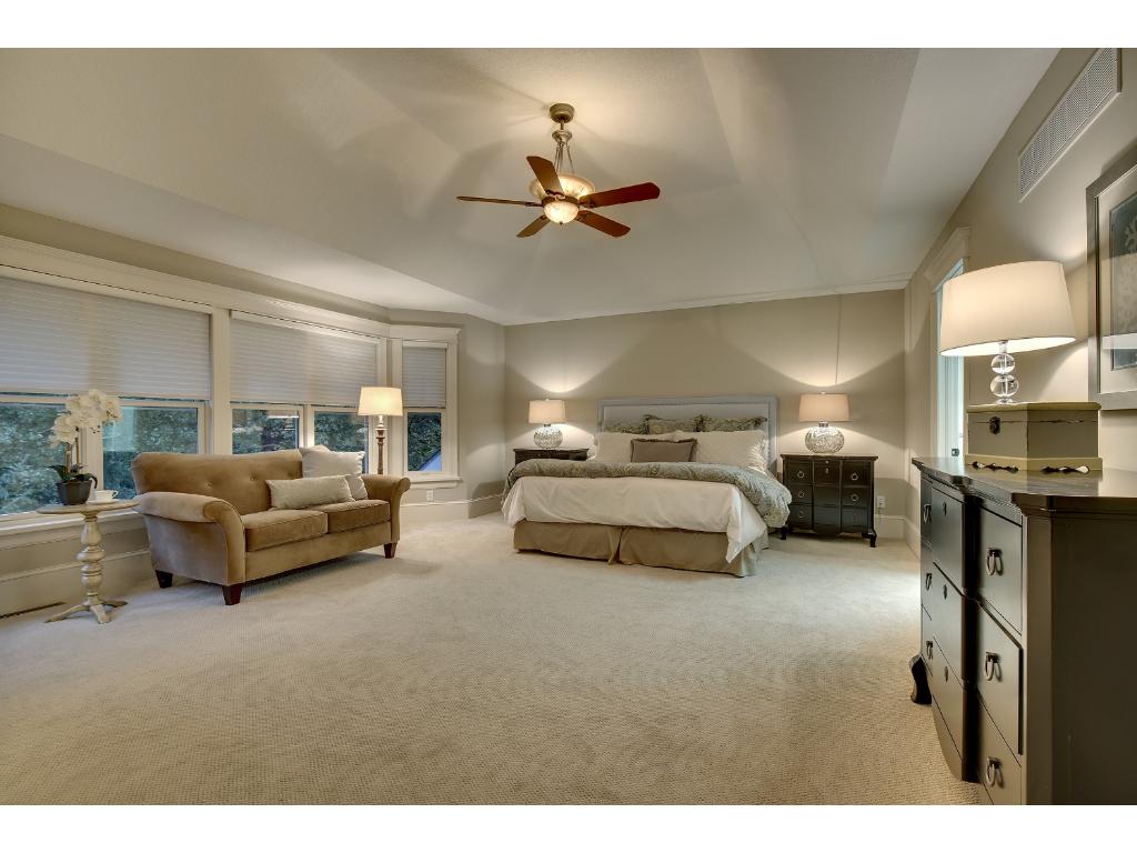 7981 Lea Cir, Bloomington, MN 55438 photo 13