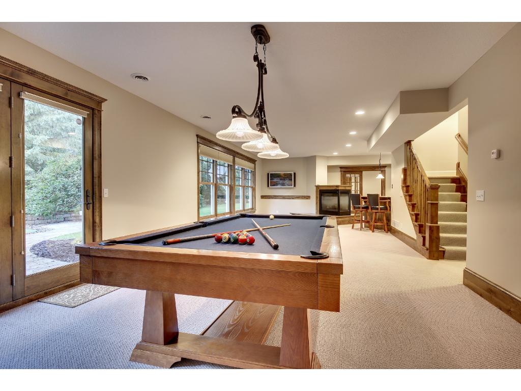 7981 Lea Cir, Bloomington, MN 55438 photo 22