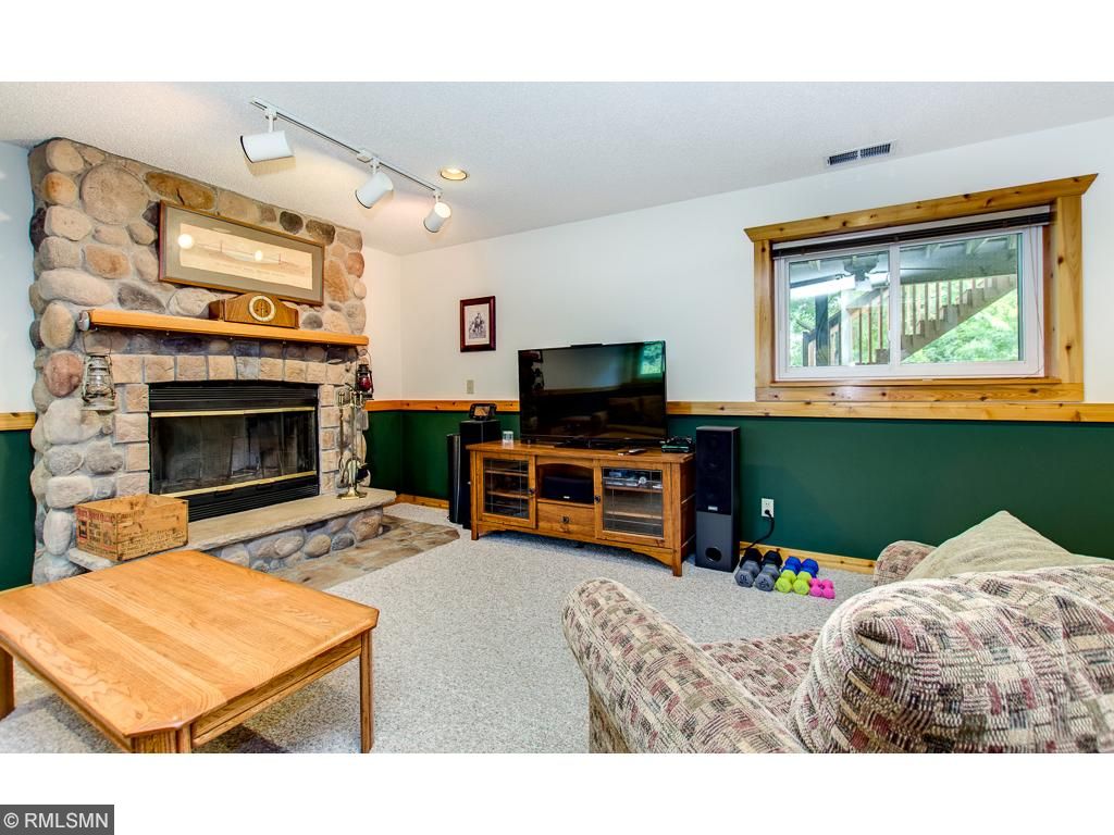 12136 Kentucky Cir, Champlin, MN 55316 photo 10