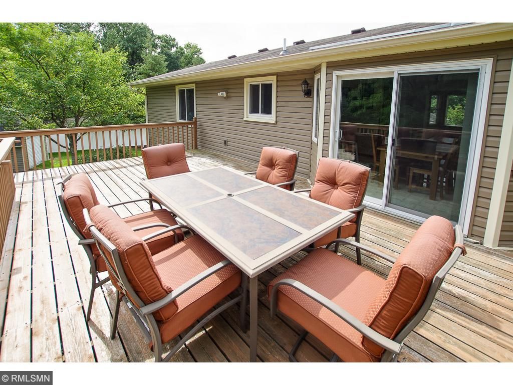 12136 Kentucky Cir, Champlin, MN 55316 photo 2