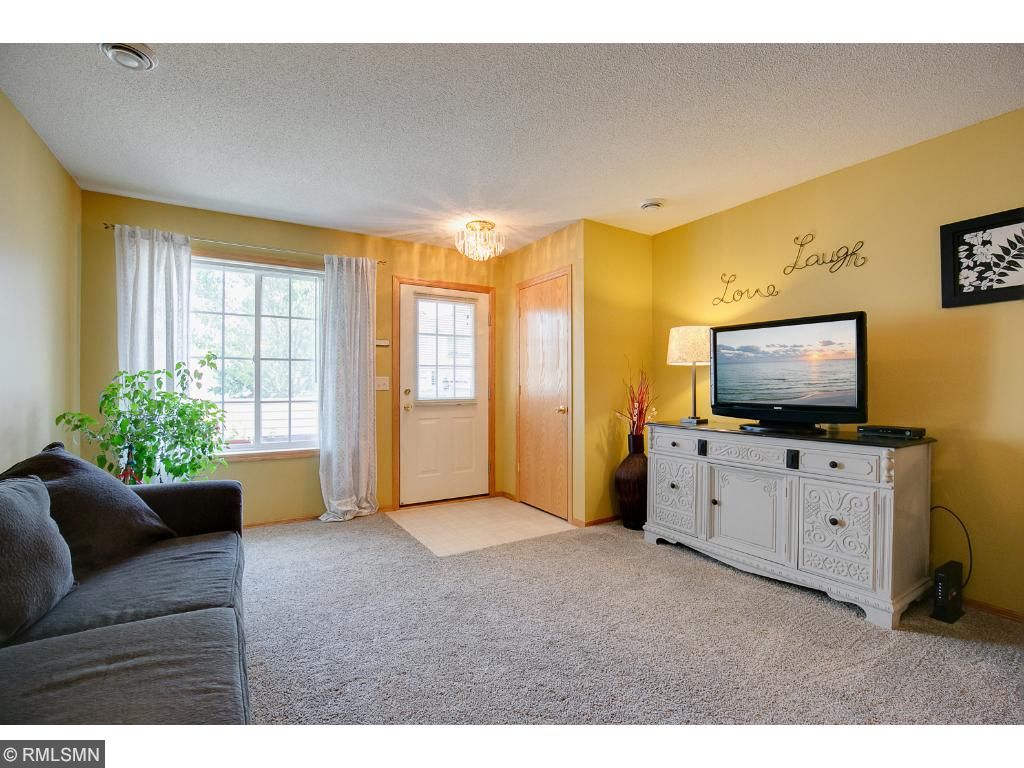 8449 Yukon Cir N, Champlin, MN 55316 photo 4