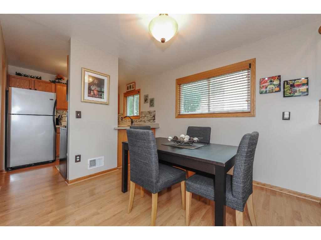 3271 Dodd Ln, Eagan, MN 55121 photo 5