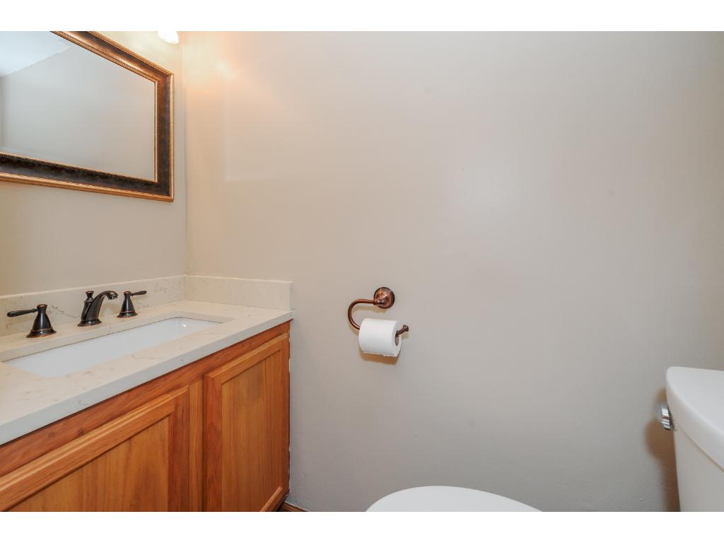 3271 Dodd Ln, Eagan, MN 55121 photo 9
