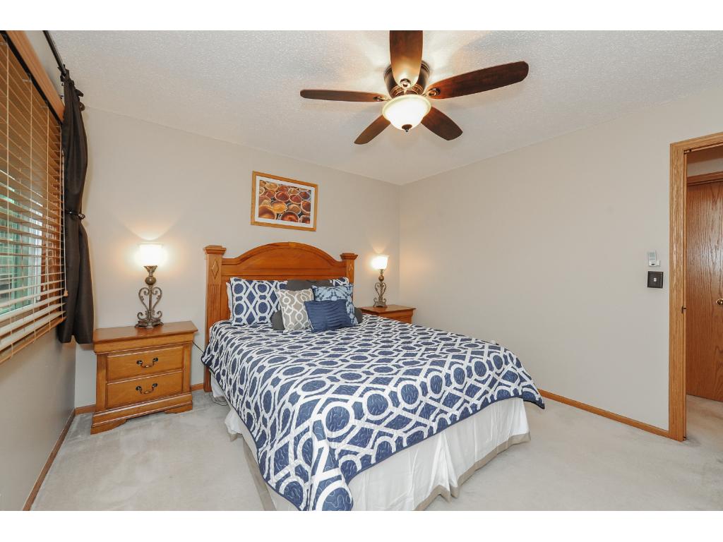 3271 Dodd Ln, Eagan, MN 55121 photo 11