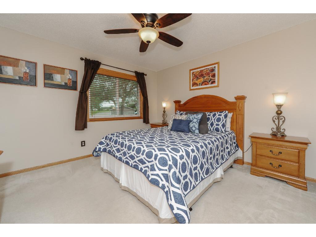 3271 Dodd Ln, Eagan, MN 55121 photo 10