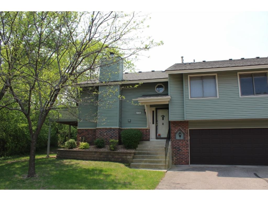 1578 Clemson Dr #B, Eagan, MN 55122 photo 2