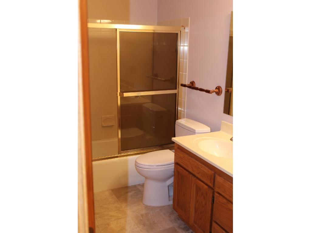 1578 Clemson Dr #B, Eagan, MN 55122 photo 13