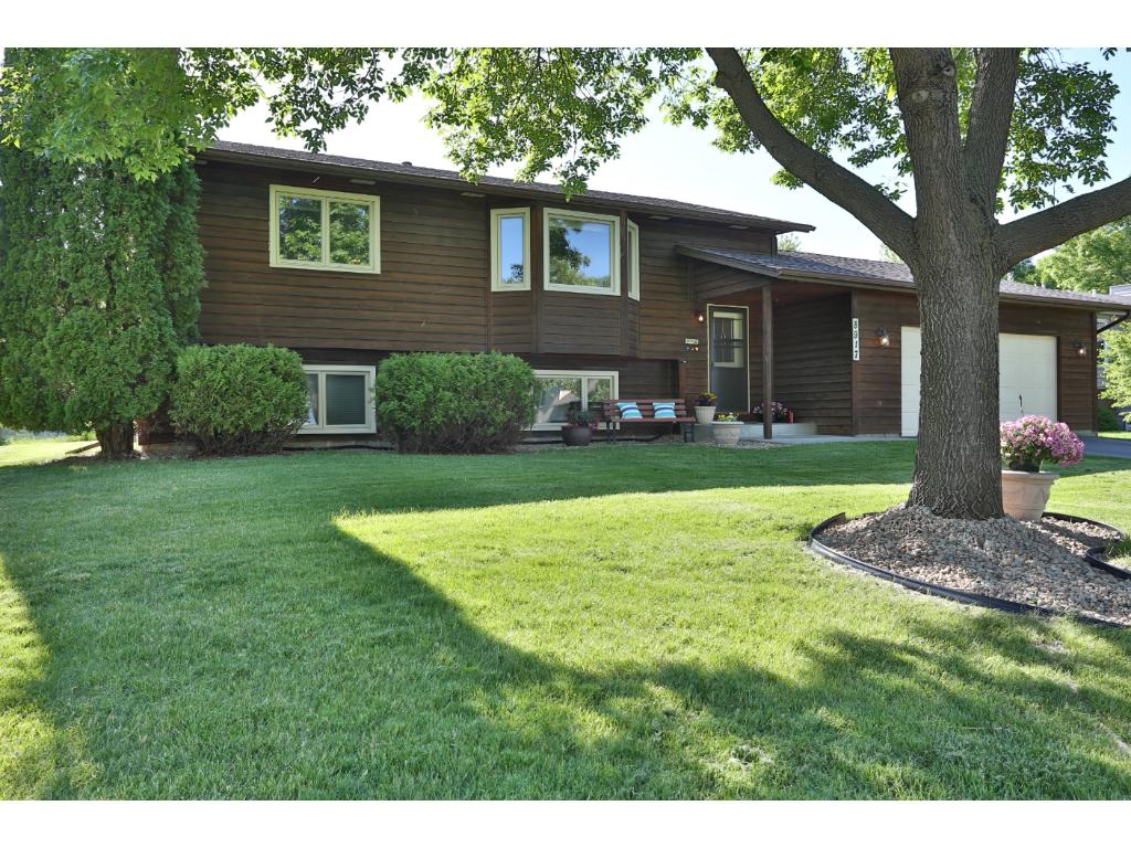 8917 Oakview Ln N, Maple Grove, MN 55369 photo 18