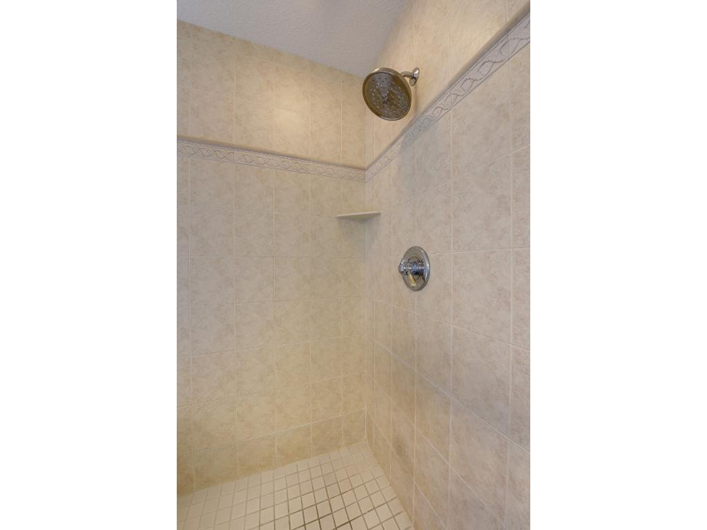 10100 Brookside Ave, Bloomington, MN 55431 photo 14