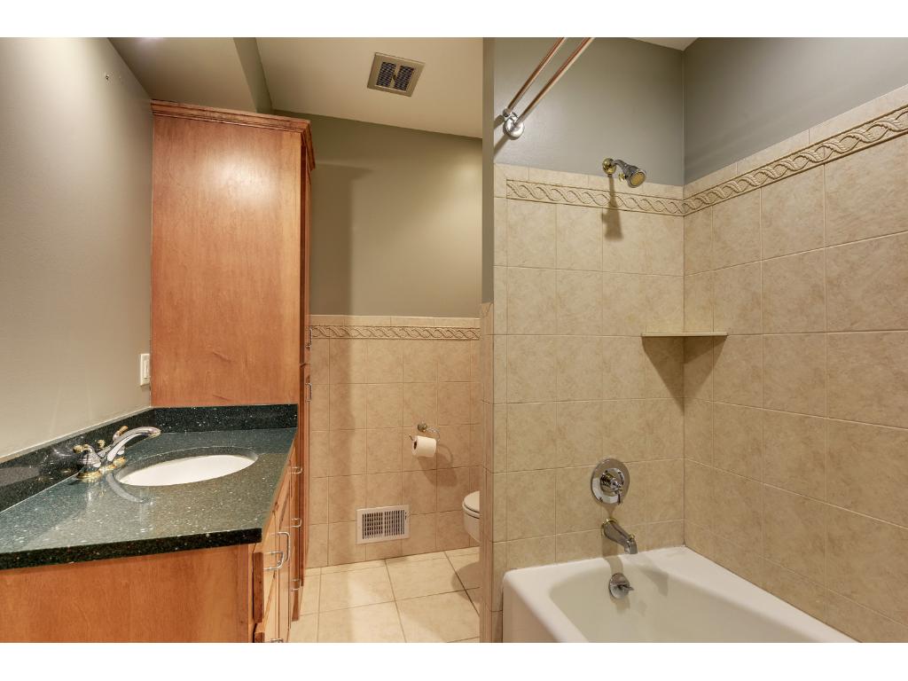 10100 Brookside Ave, Bloomington, MN 55431 photo 18