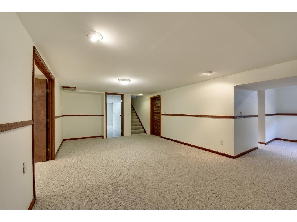 10100 Brookside Ave, Bloomington, MN 55431 photo 19
