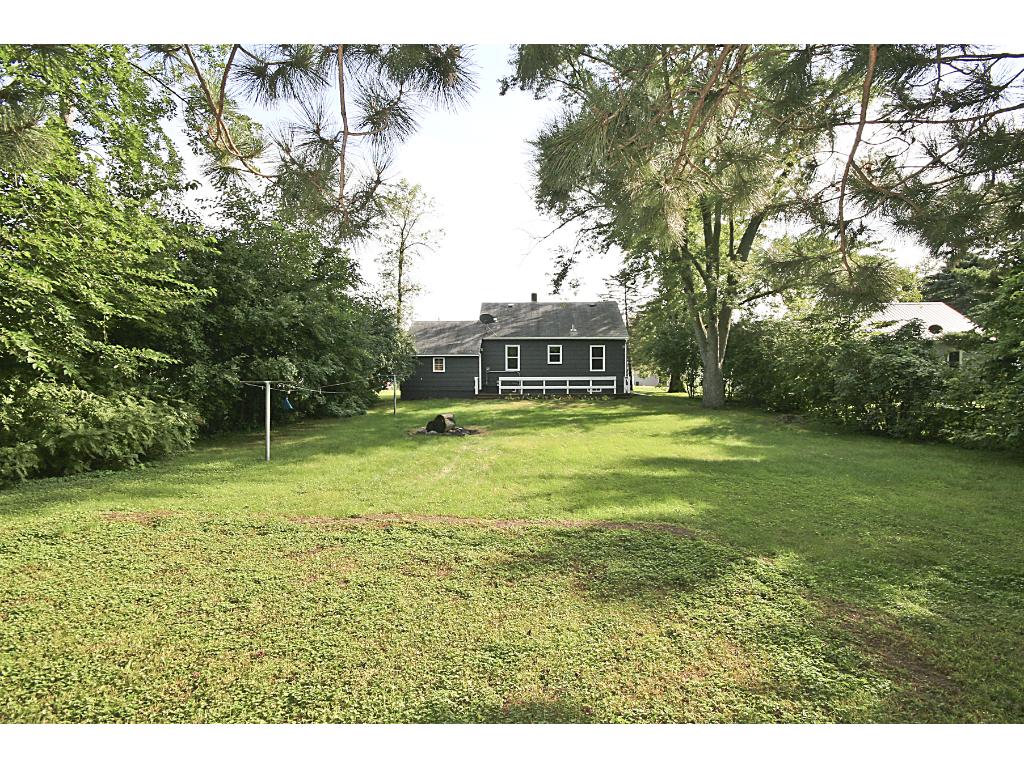 623 E 3rd St, Litchfield, MN 55355 photo 3
