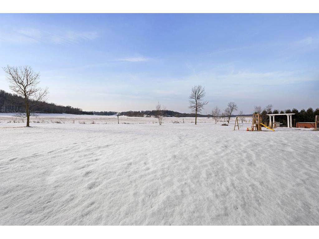 1027 River Dr, River Falls, WI 54022 photo 22