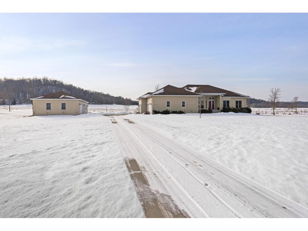 1027 River Dr, River Falls, WI 54022 photo 1