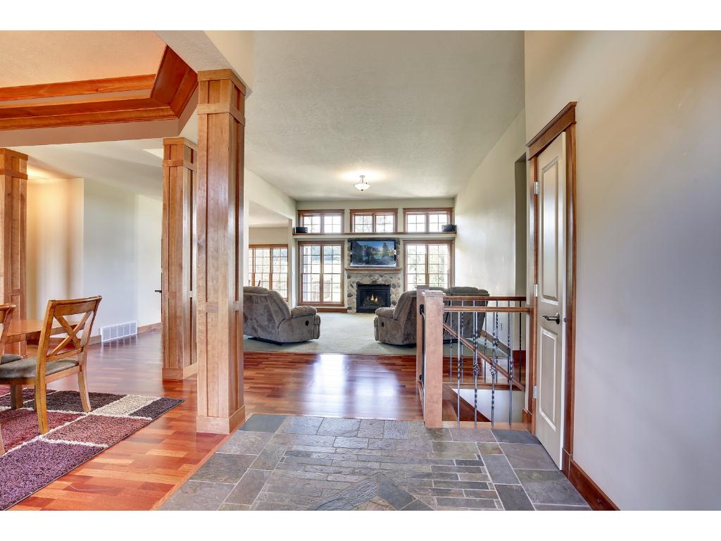 1027 River Dr, River Falls, WI 54022 photo 3