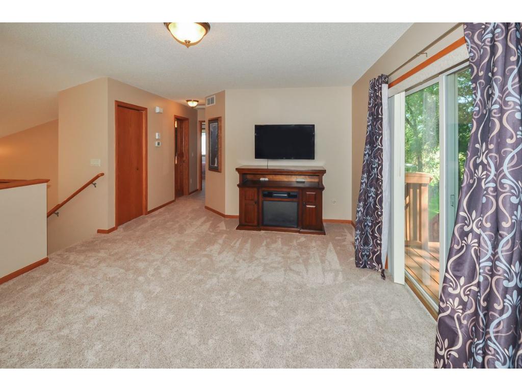 1645 Forest Glen Cir, Saint Augusta, MN 56301 photo 8