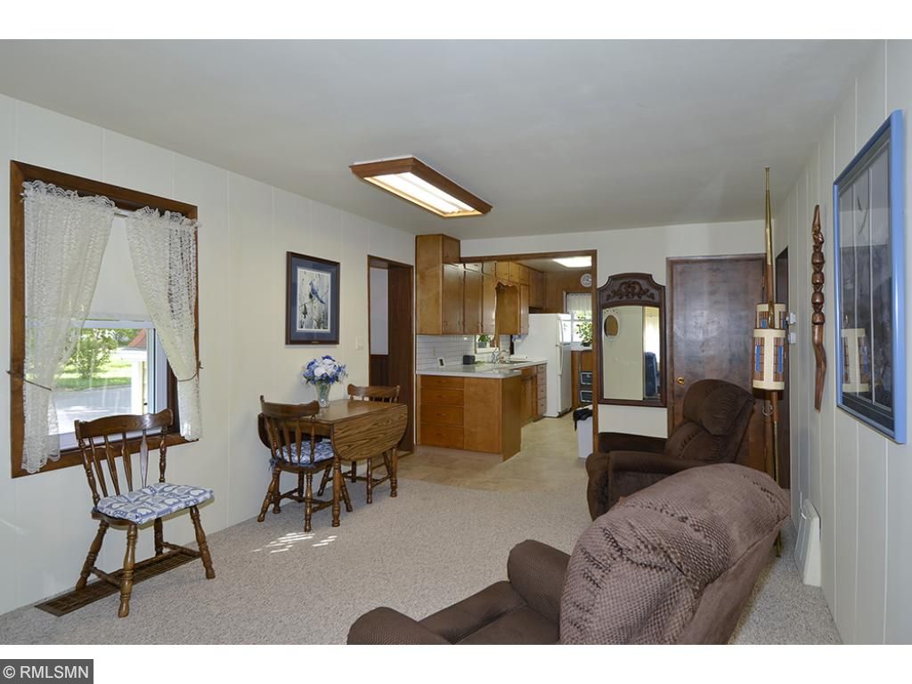 1021 Mills Pl, Faribault, MN 55021 photo 8