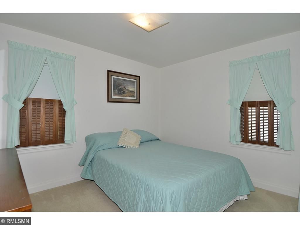 1021 Mills Pl, Faribault, MN 55021 photo 12