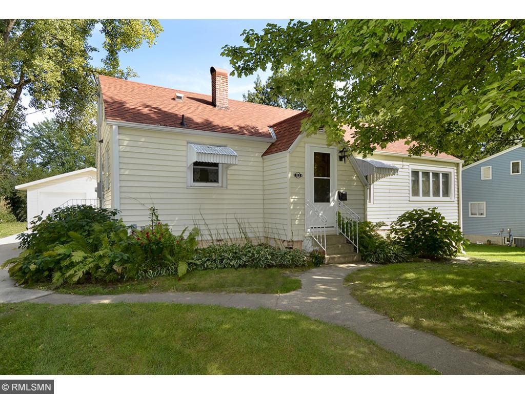1021 Mills Pl, Faribault, MN 55021 photo 1