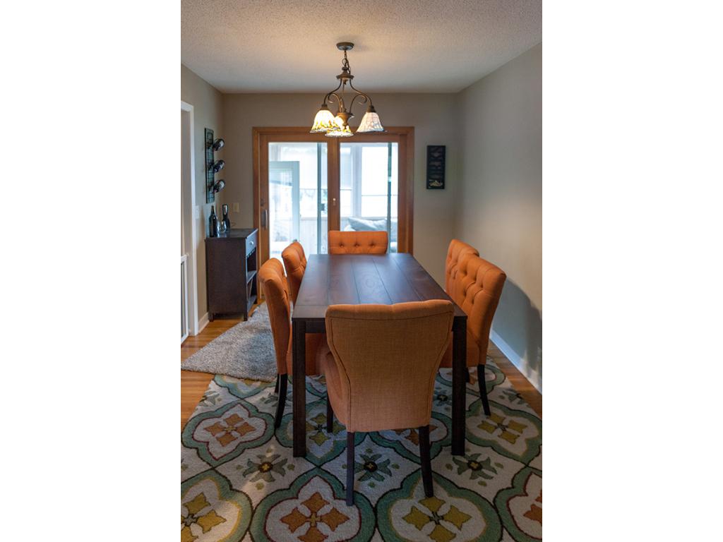 907 10th St SW, Faribault, MN 55021 photo 8