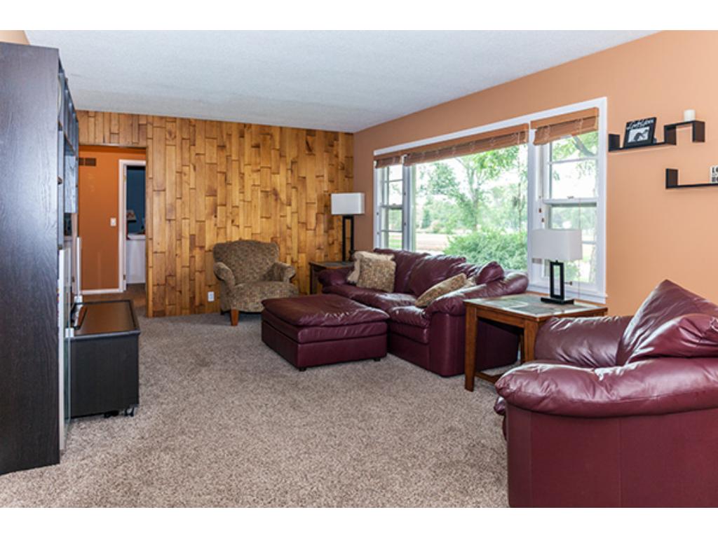 907 10th St SW, Faribault, MN 55021 photo 10