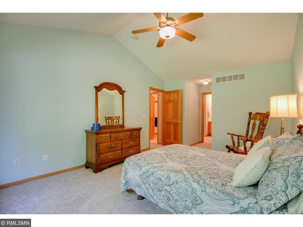 10244 Upton Pl, Bloomington, MN 55431 photo 14