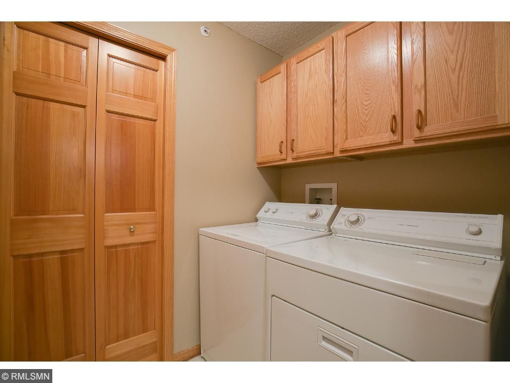 10244 Upton Pl, Bloomington, MN 55431 photo 17